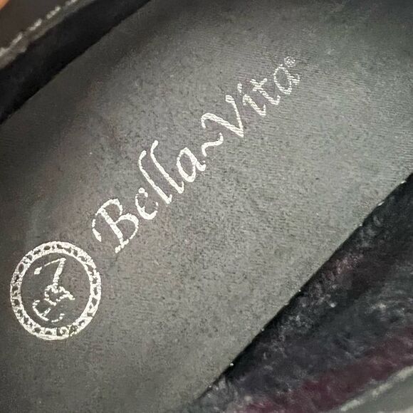 Bella Vita Hadley Leather Ankle Boots - Picture 8 of 12